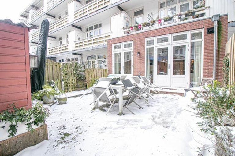 Benedenwoning met riante tuin in De Baarsjes - Afbeelding 19