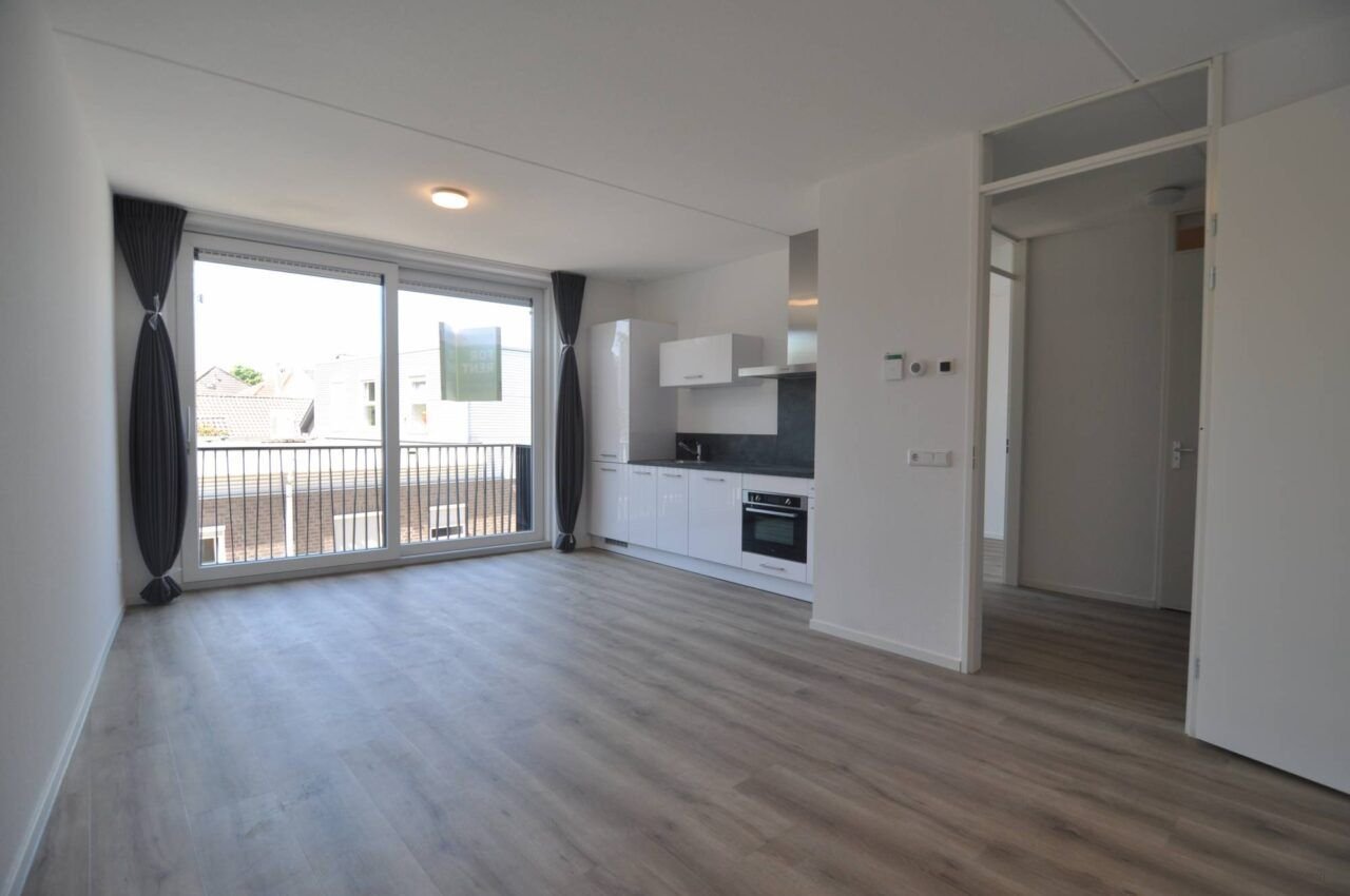 Appartement met balkon en eigen parking - Afbeelding 1
