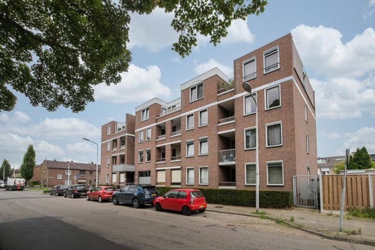 3 Slaapkamers & Eigen Parking in Maastricht - Afbeelding 2