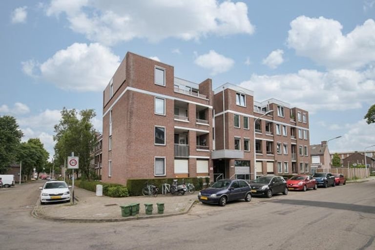 3 Slaapkamers & Eigen Parking in Maastricht - Afbeelding 3