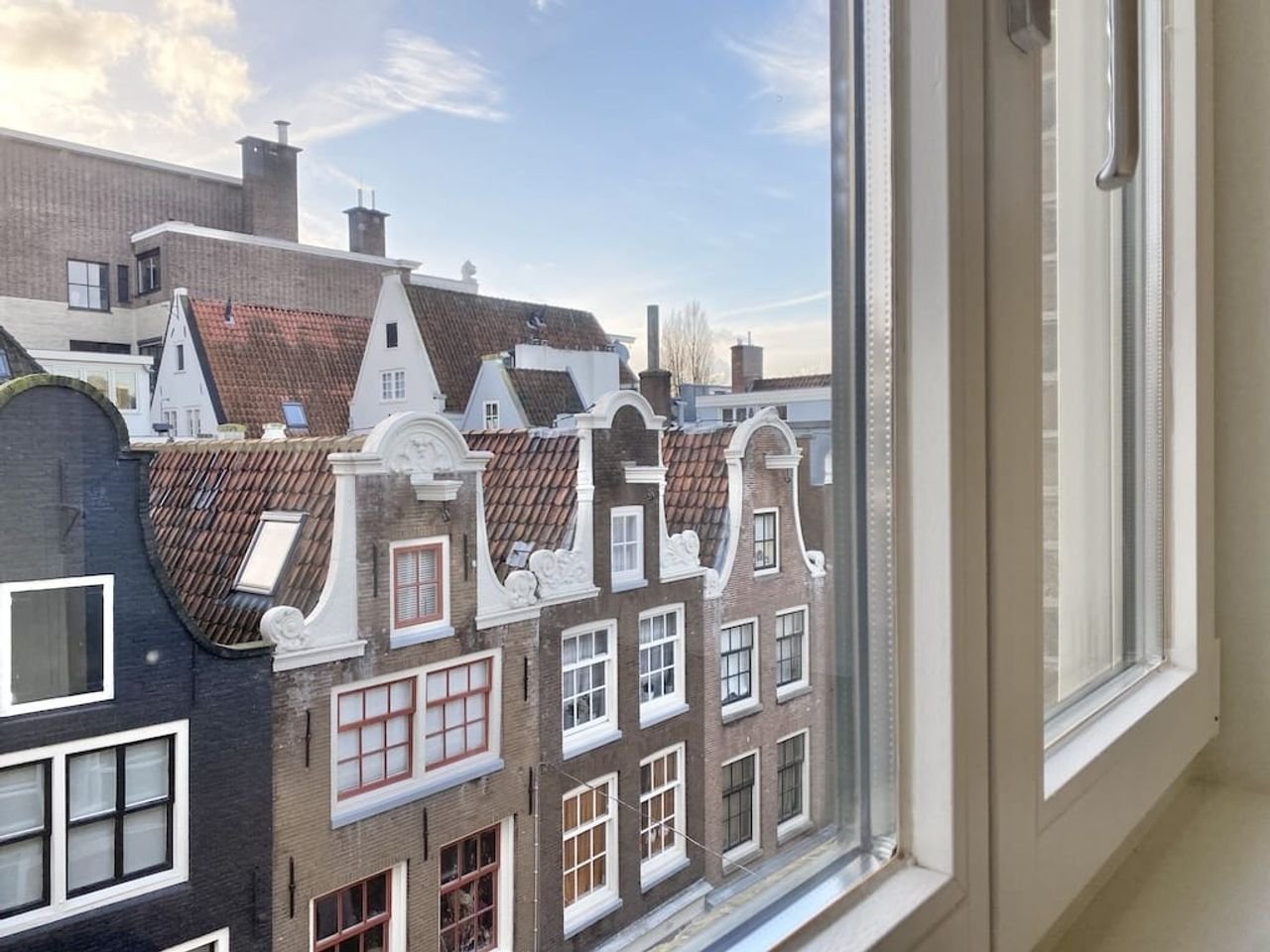 Modern apartment with roof terrace - Image 14