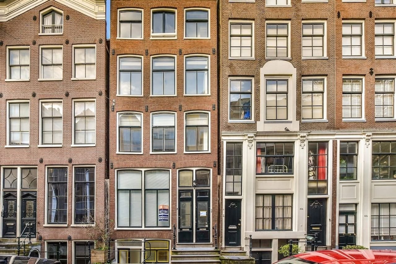 Modern apartment on the edge of the Jordaan - Image 13