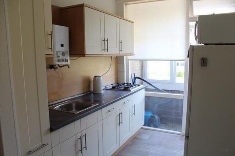 Furnished room: 5 min to UT - Image 4