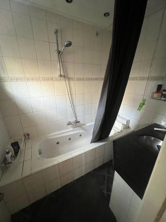 Cozy student room with garden near Saxion - Image 8