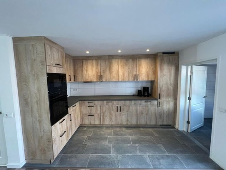 Spacious townhouse (120m²) in the center of Almelo - Image 8