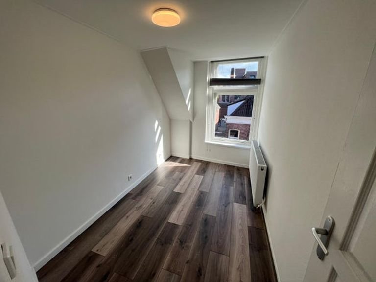 Spacious townhouse (120m²) in the center of Almelo - Image 18