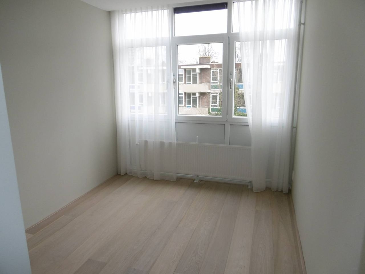 Modern 4-kamer appartement in Geuzenveld - Afbeelding 5