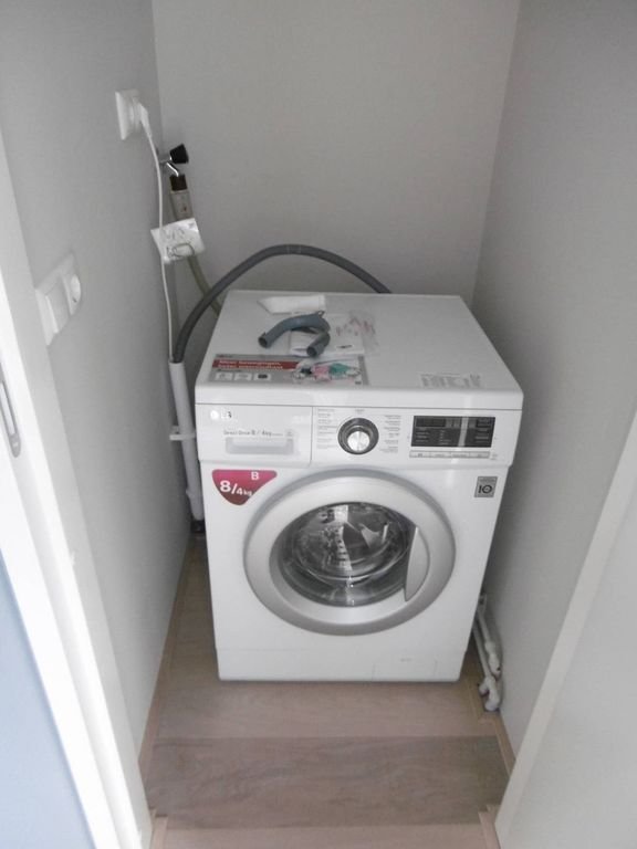 Modern 4-kamer appartement in Geuzenveld - Afbeelding 11