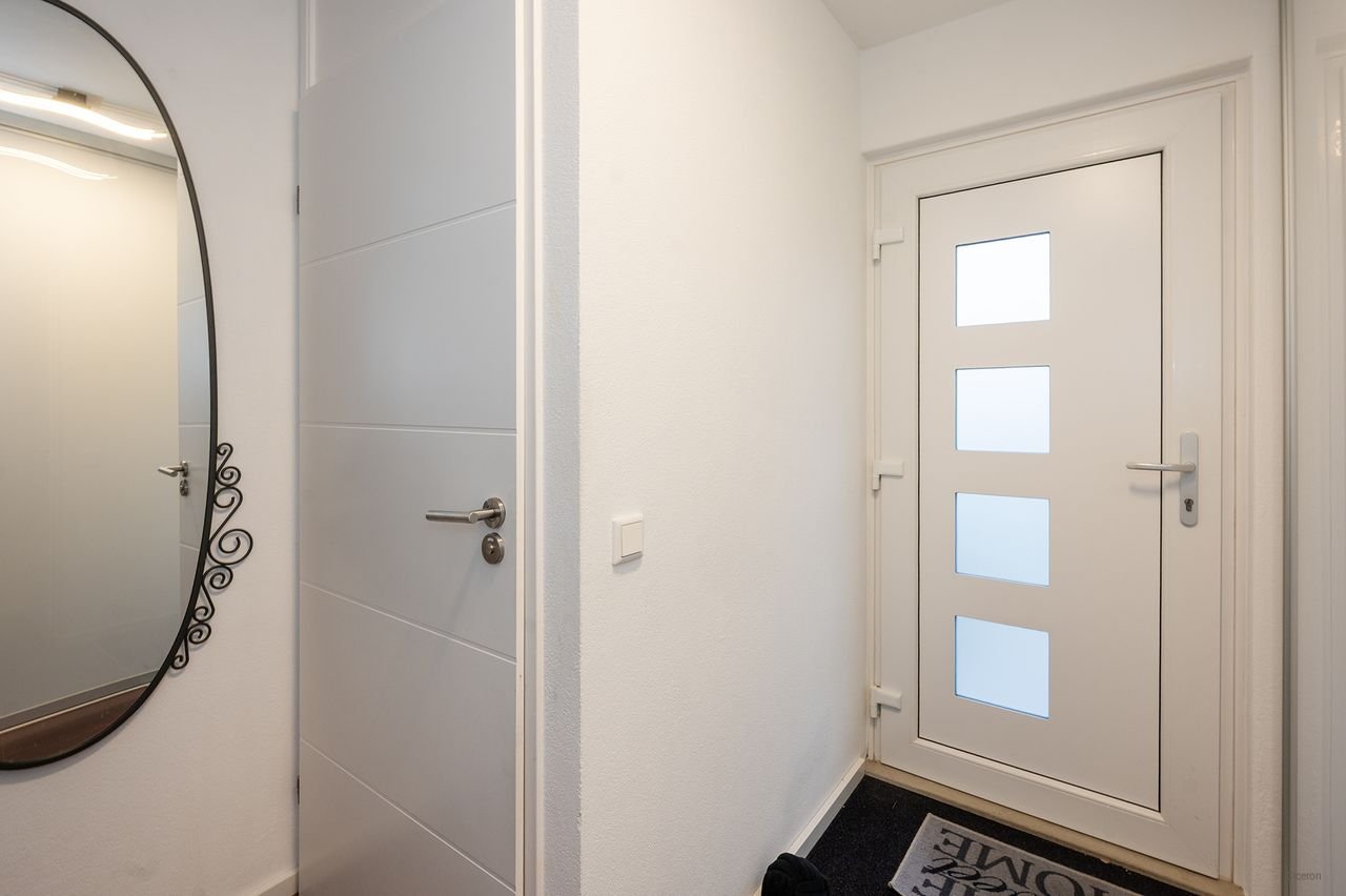 Spacious 4-bedroom family home - Image 5