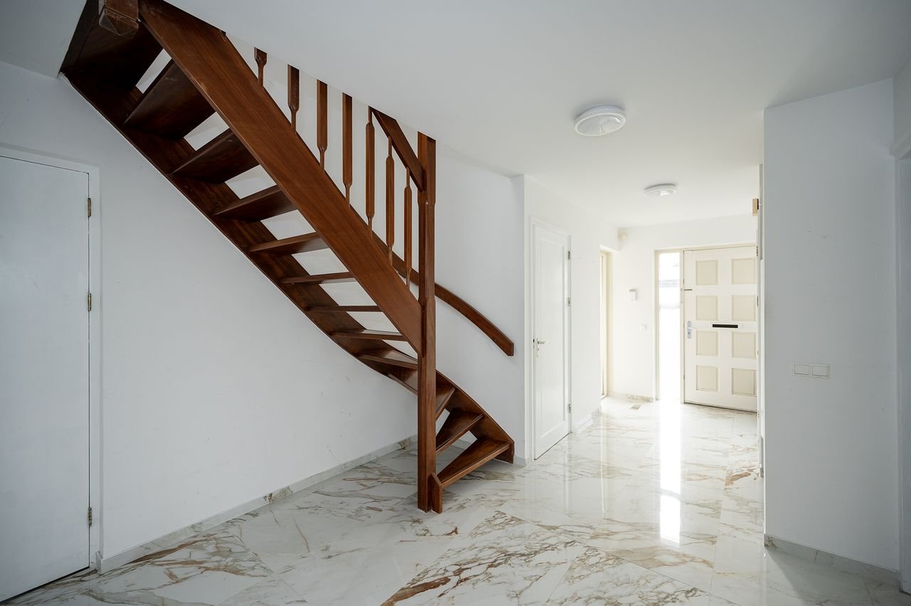 Detached Living in Parkwijk: 200 m² - Image 5