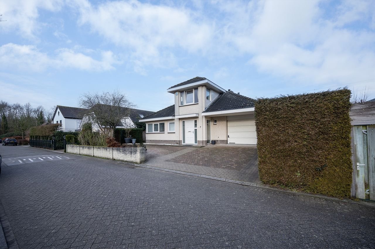 Detached Living in Parkwijk: 200 m² - Image 1