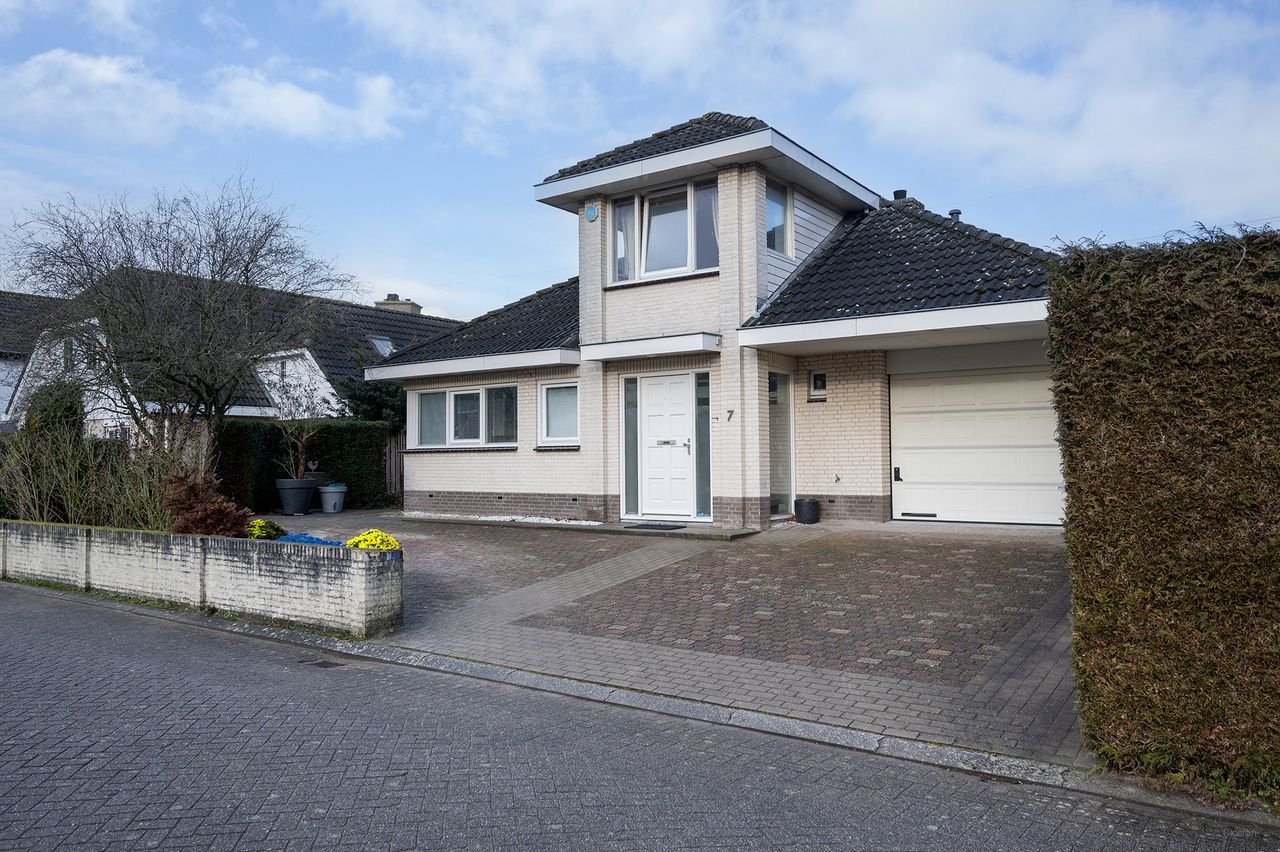 Detached Living in Parkwijk: 200 m² - Image 2