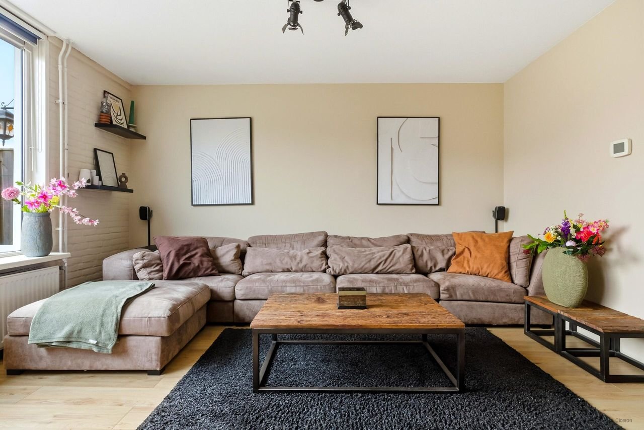 Spacious house with garden 200m from the beach - Image 14