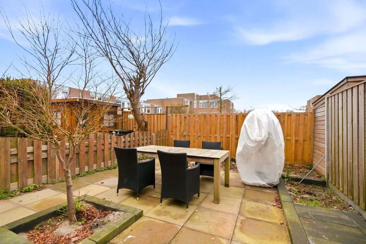 Spacious house with garden 200m from the beach - Image 46