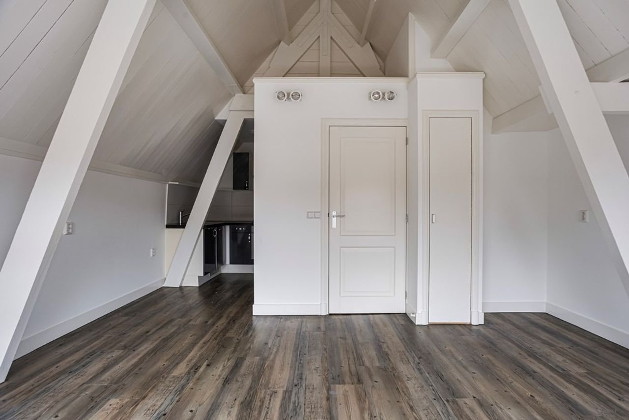 Rijksmonument met parkeerplek in centrum - Afbeelding 7