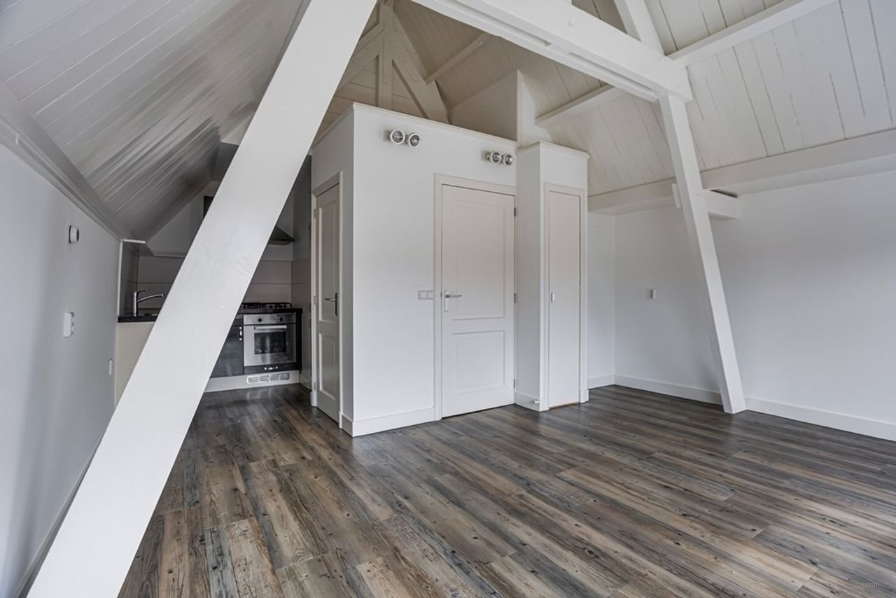 Rijksmonument met parkeerplek in centrum - Afbeelding 8