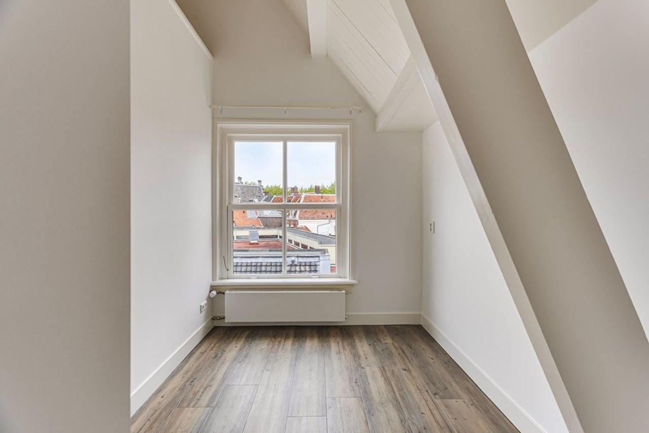 Rijksmonument met parkeerplek in centrum - Afbeelding 18