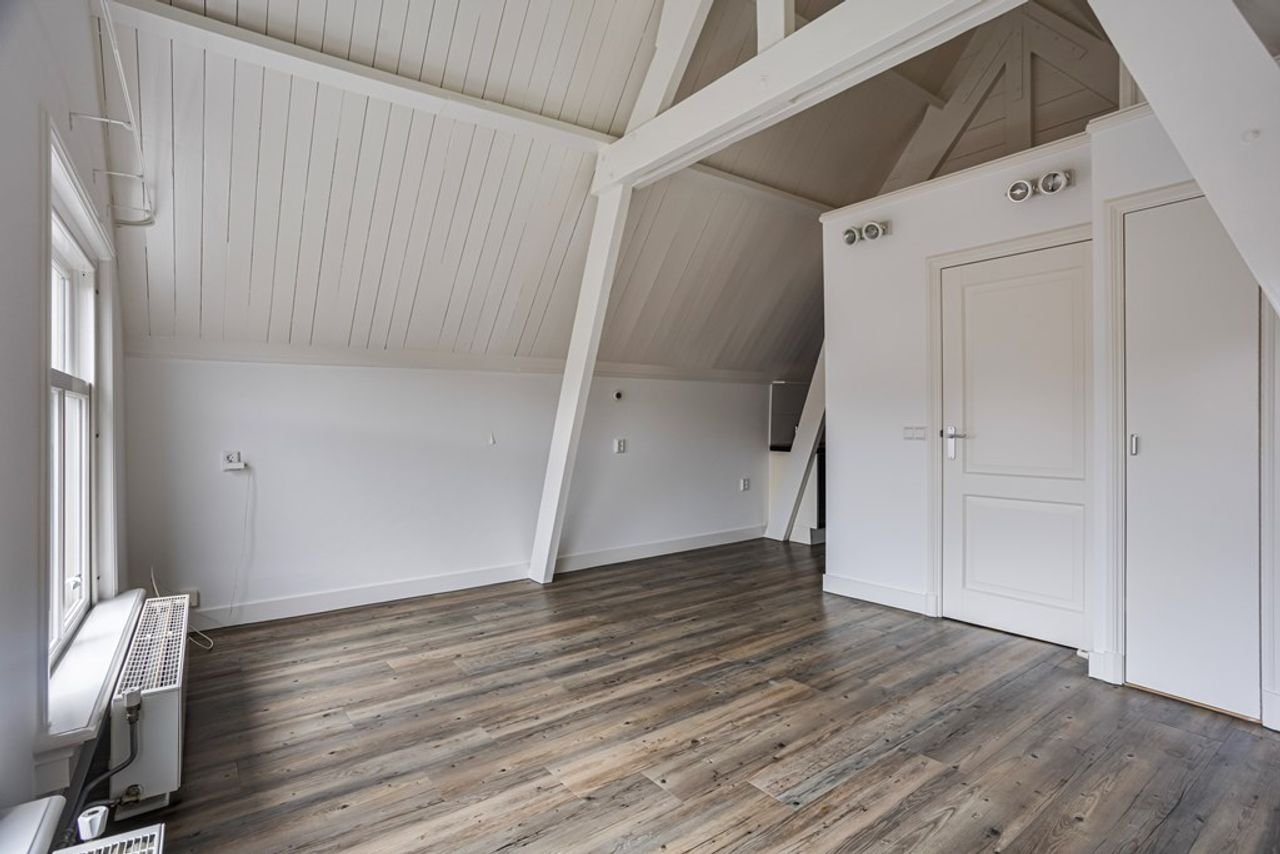 Rijksmonument met parkeerplek in centrum - Afbeelding 6