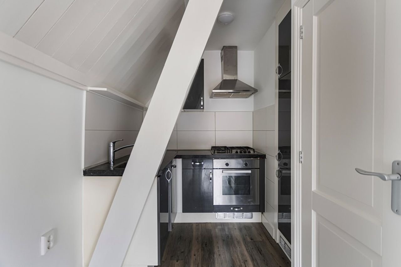 Rijksmonument met parkeerplek in centrum - Afbeelding 11