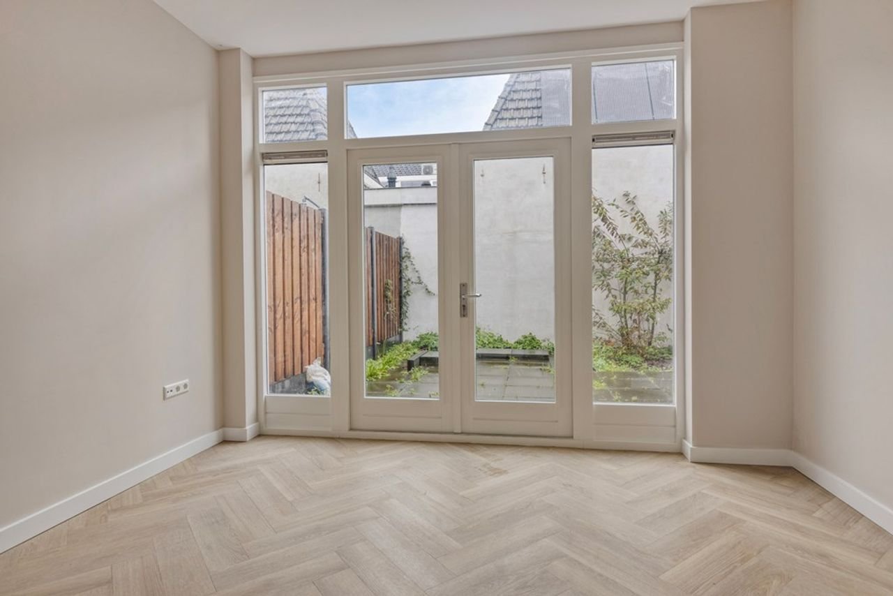 Benedenwoning met diepe tuin in Leiden - Afbeelding 8