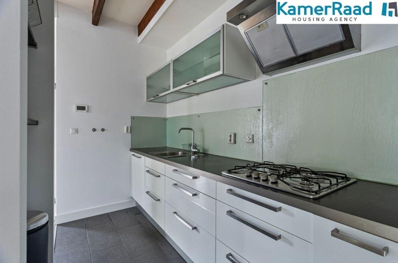 Licht appartement met balkon in Leiden - Afbeelding 5