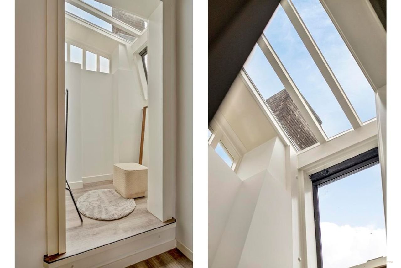 House with stained glass and parking - Image 16