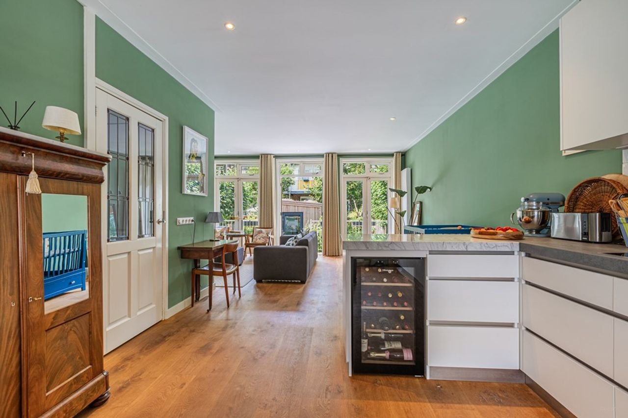 Garden Apartment with Office in Hoofddorppleinbuurt - Image 16