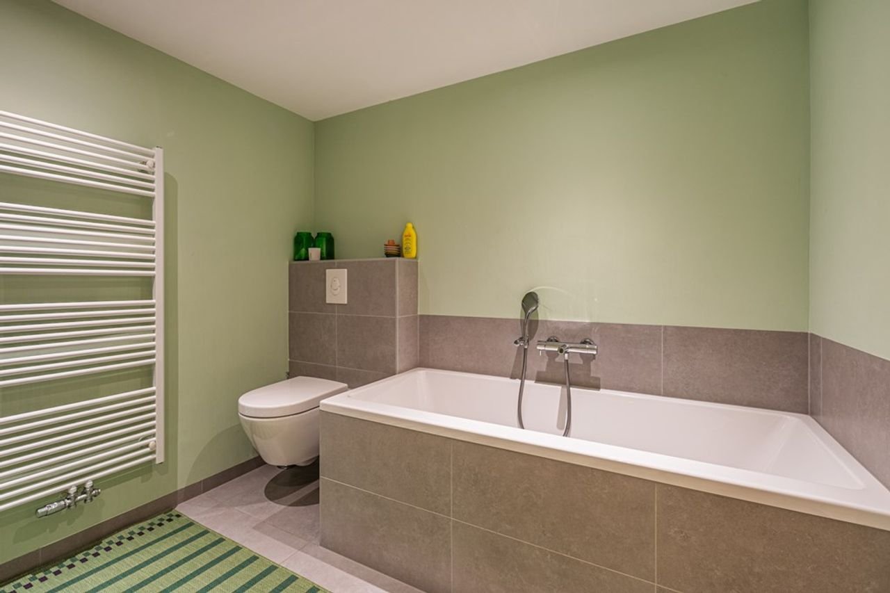 Garden Apartment with Office in Hoofddorppleinbuurt - Image 33