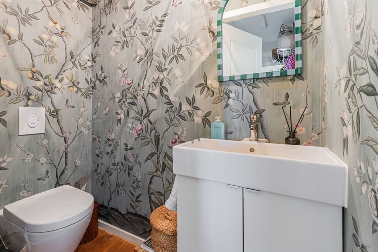 Garden Apartment with Office in Hoofddorppleinbuurt - Image 25