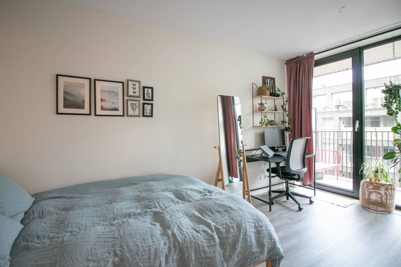 Bright 2-bedroom apartment on Oostenburg - Image 5