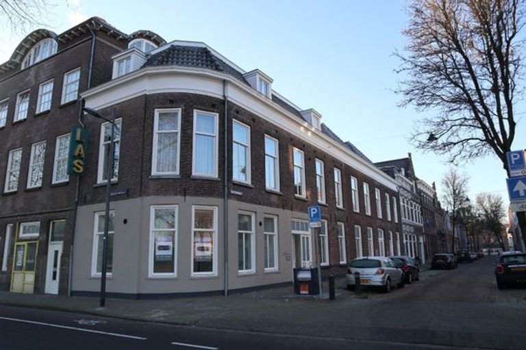 Spacious studio (58m²) in the heart of Den Bosch - Image 1
