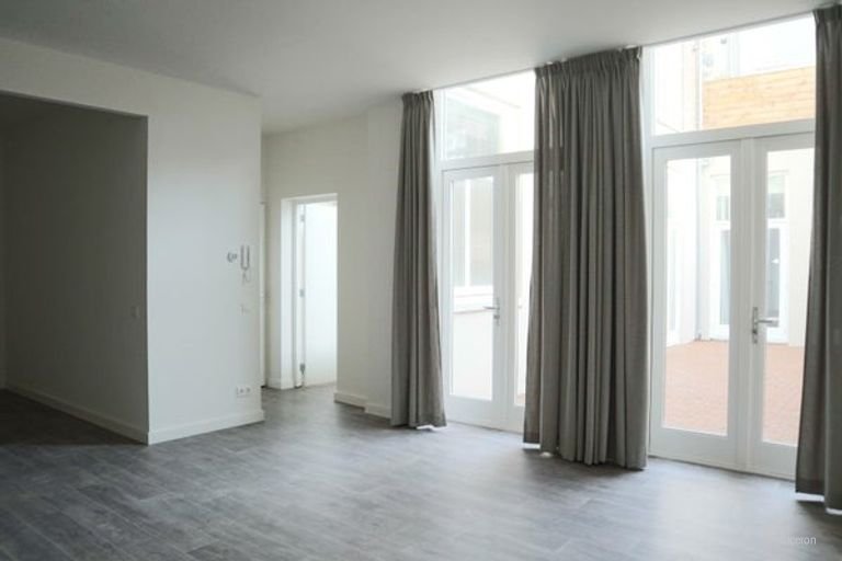 Spacious studio (58m²) in the heart of Den Bosch - Image 2