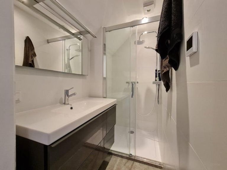 Detached Living: 300m² in De Rompert - Image 8