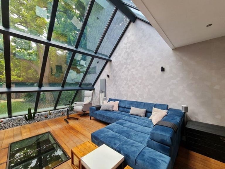 Detached Living: 300m² in De Rompert - Image 2