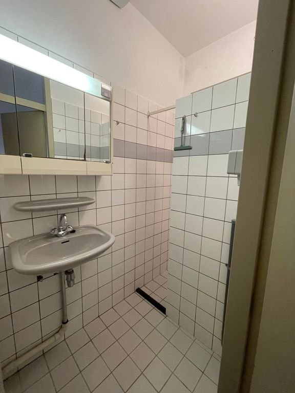 Student room in a detached house on 't Zand - Image 7