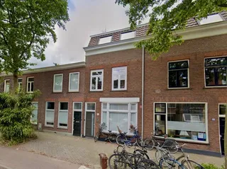 Renovated townhouse in Vogelenbuurt with garden