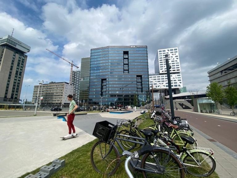 Lichte bovenwoning met dakterras in Dichterswijk - Afbeelding 1