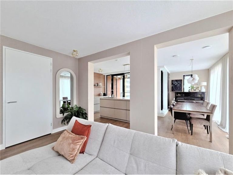 New Build (A+++) with Kitchen Island - Image 5