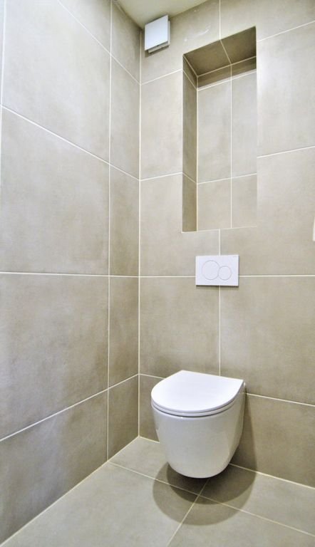 Renovated 250m² townhouse with garden - Image 27