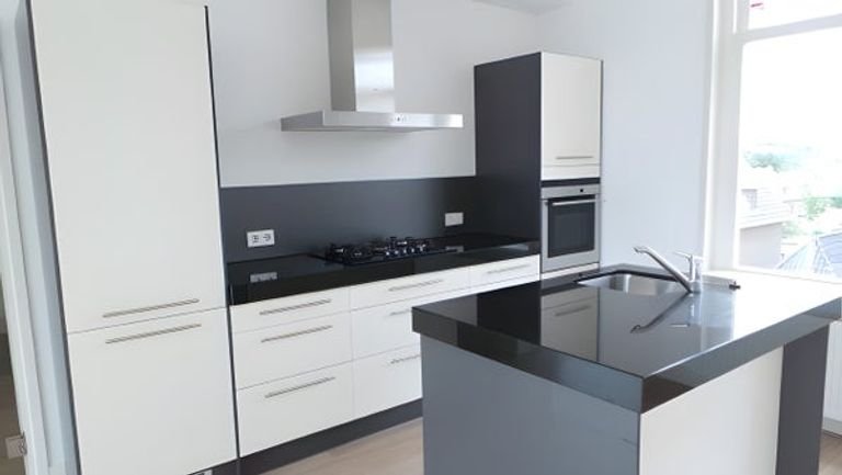 Living with a view of the River Lek - Image 9