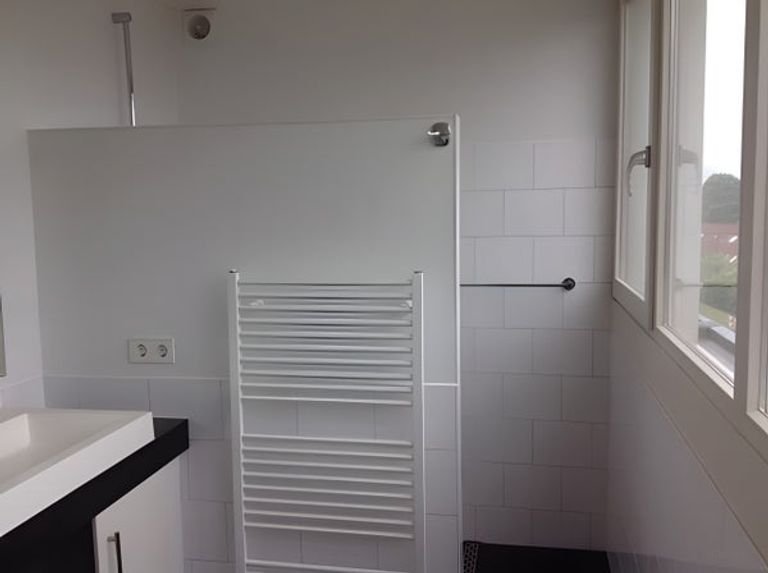 Living with a view of the River Lek - Image 22