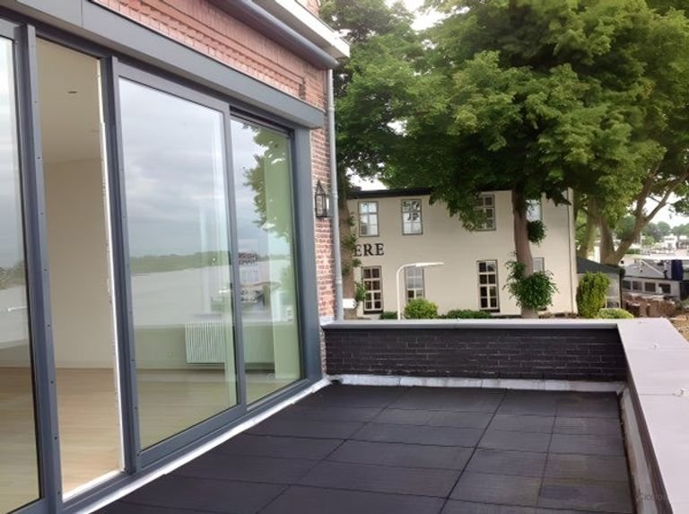 Living with a view of the River Lek - Image 16