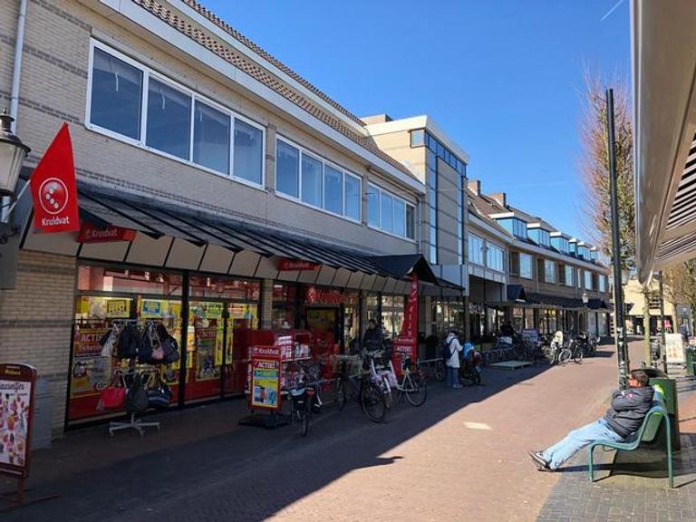 3-kamer appartement met terras in centrum - Afbeelding 1