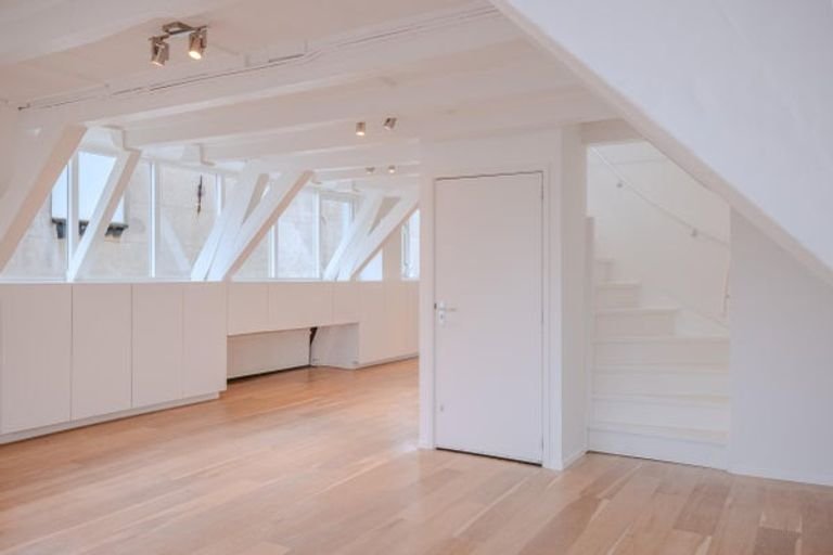 Double upper house in the 9 Streets - Image 21