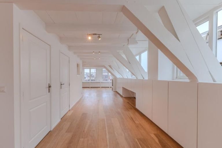 Double upper house in the 9 Streets - Image 15