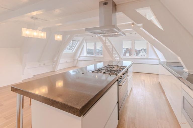 Double upper house in the 9 Streets - Image 13