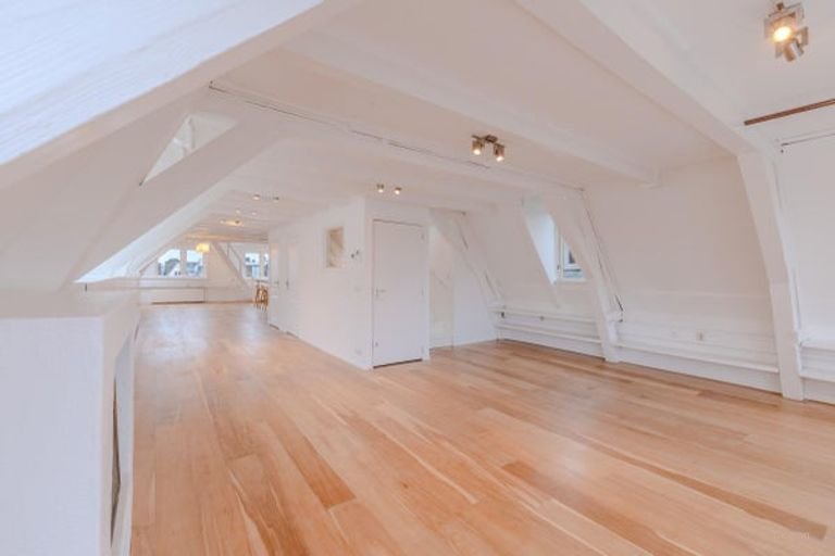 Double upper house in the 9 Streets - Image 3