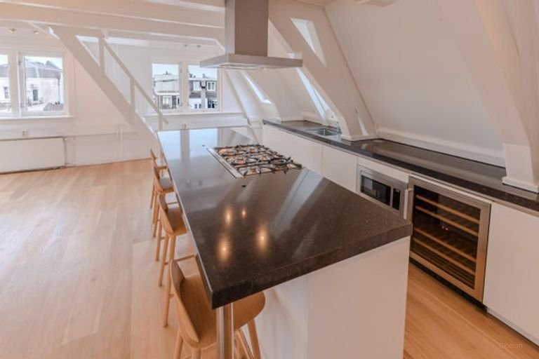 Double upper house in the 9 Streets - Image 14