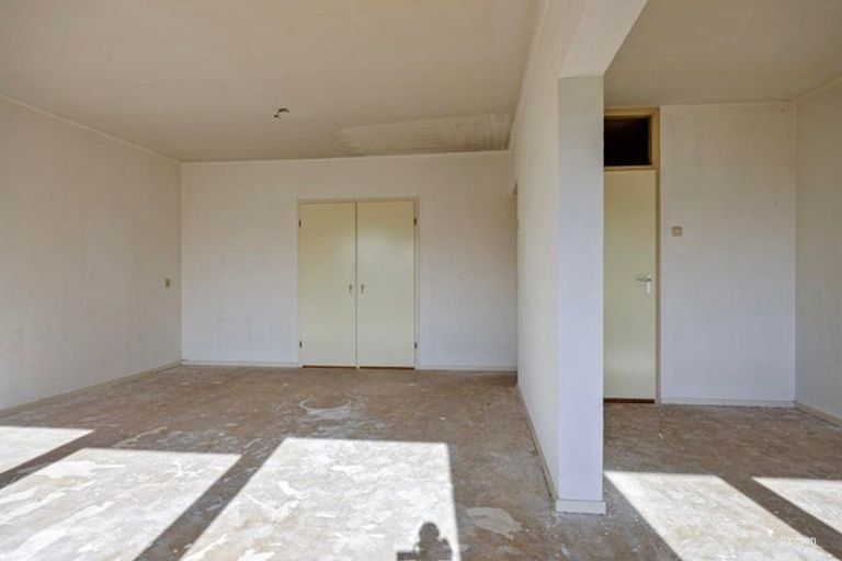 Spacious apartment with balcony in Den Bosch - Image 7