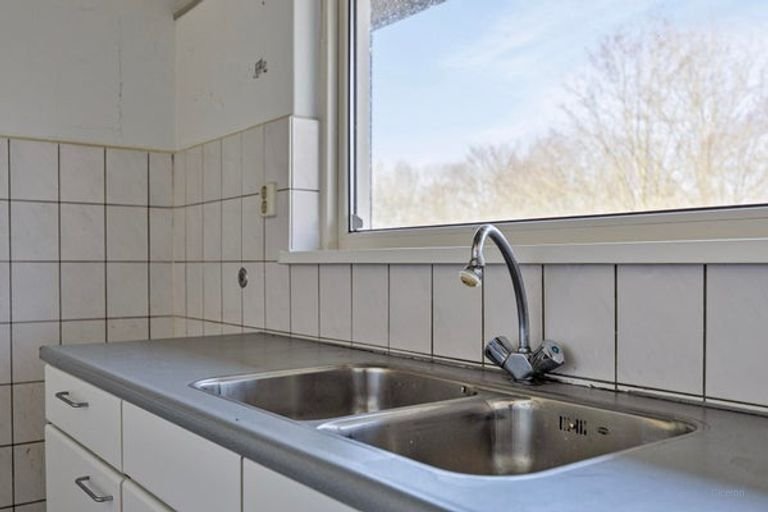 Spacious apartment with balcony in Den Bosch - Image 17